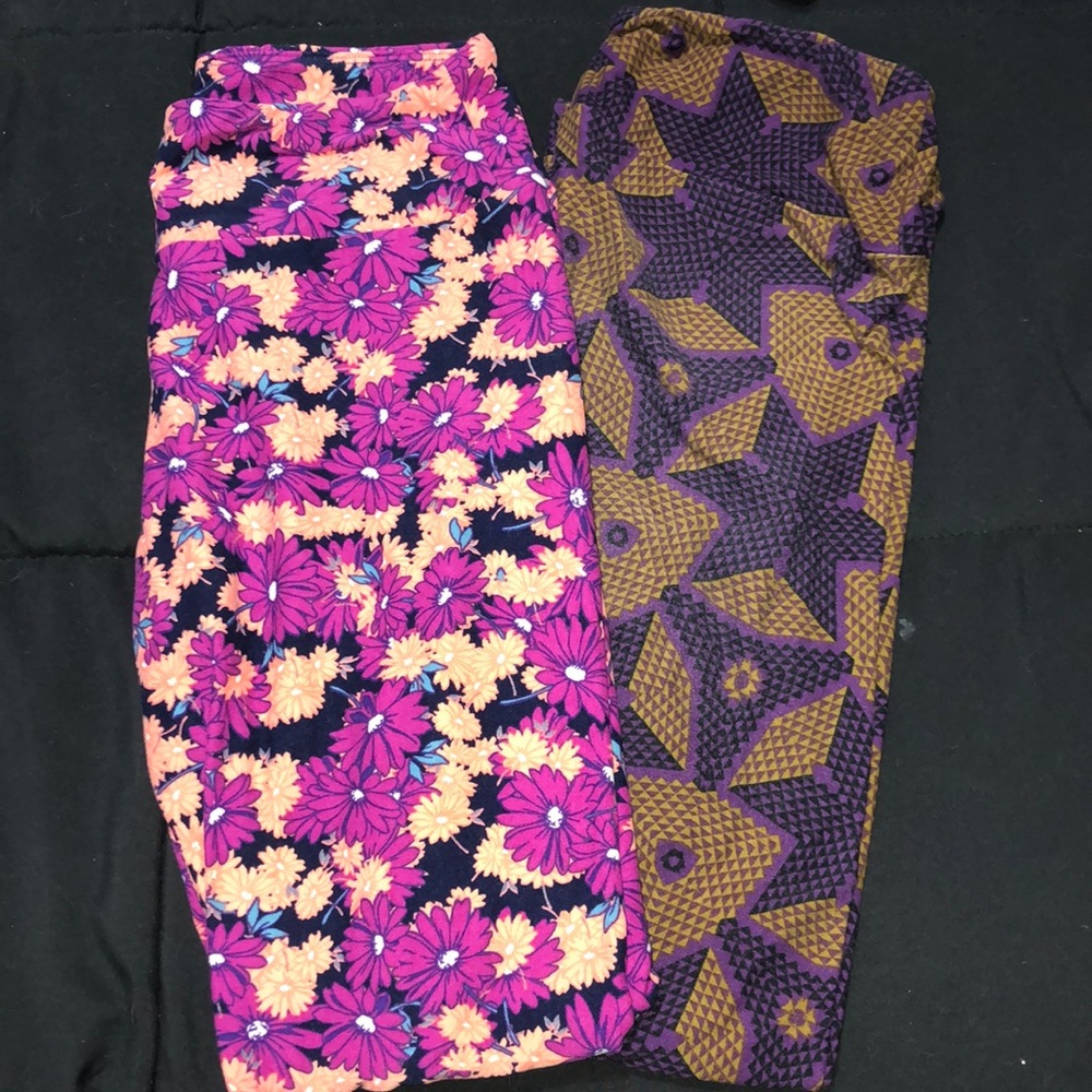 SOLD- Set of 2 LuLaroe leggings